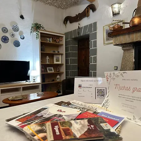 Casa De Pueblo Con Merendero Y Chimenea. Viguera Buitenkant foto